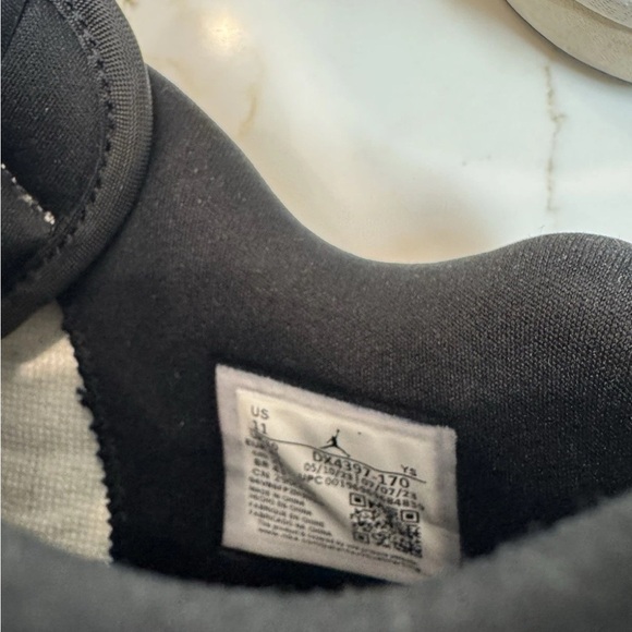 Nike Mens Air Jordan Stadium 90 Size 11 White Gold Athletic Shoes - Picture 6 of 7